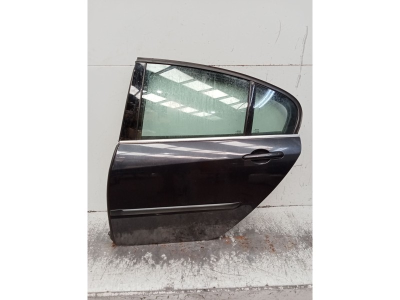 Recambio de puerta trasera izquierda para renault laguna iii (bt0/1) 2.0 16v (bt05, bt0f, bt0w) referencia OEM IAM  5P 