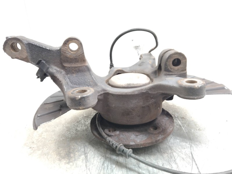 Recambio de mangueta delantera izquierda para mercedes vito kasten (639) 113 cdi lang (639.603) referencia OEM IAM   