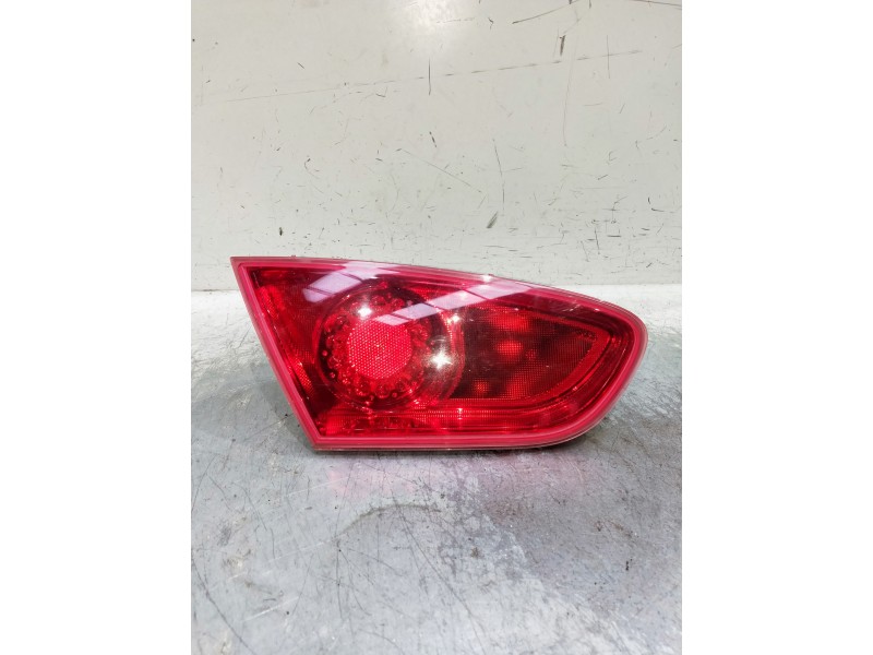 Recambio de piloto trasero izquierdo interior para seat leon (1p1) 1.9 tdi referencia OEM IAM 1P0945093F  