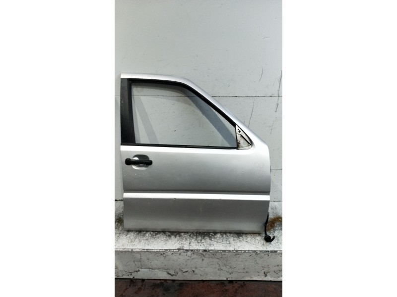 Recambio de puerta delantera derecha para nissan terrano ii (r20) 2.7 tdi 4wd referencia OEM IAM  5P 