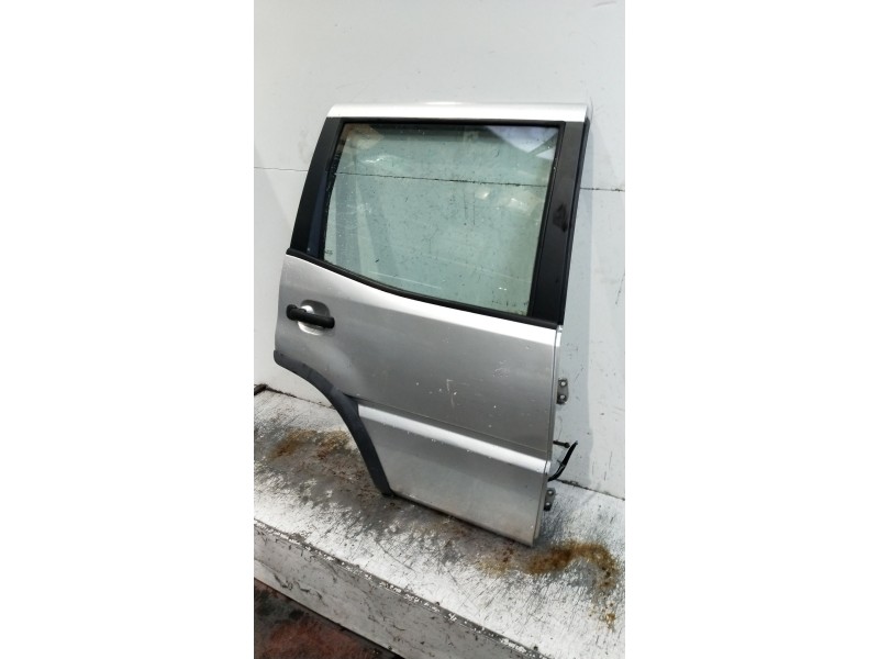 Recambio de puerta trasera derecha para nissan terrano ii (r20) 2.7 tdi 4wd referencia OEM IAM  5P 