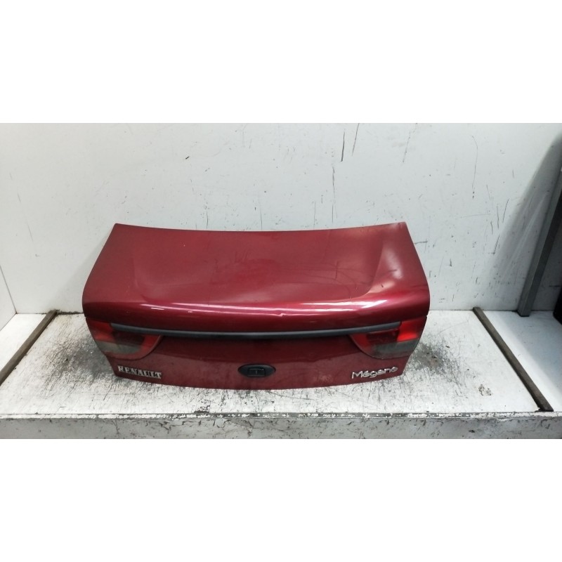 Recambio de tapa maletero para renault megane i classic (la0/1_) 1.9 dti (la1u) referencia OEM IAM   