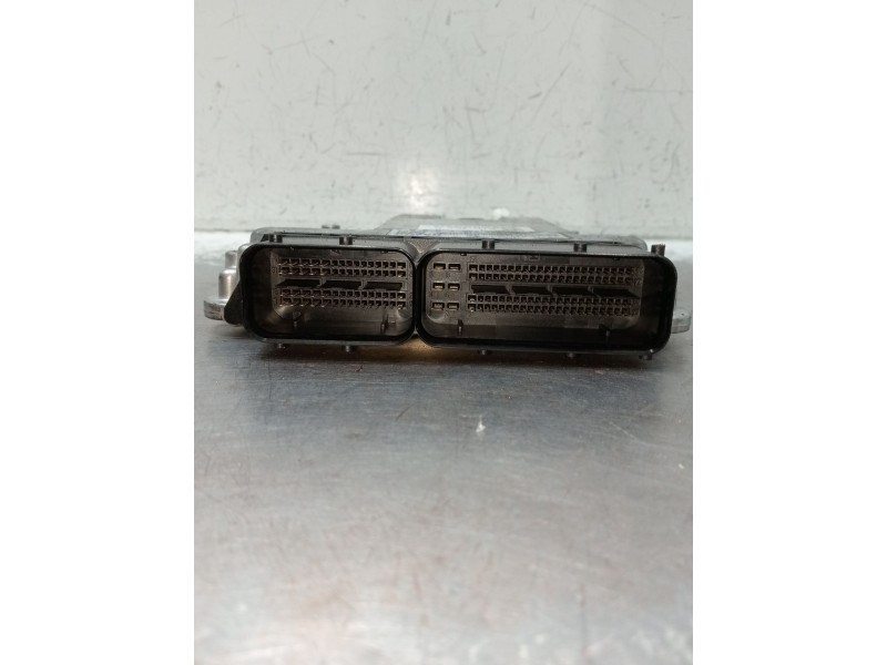 Recambio de centralita motor uce para audi a4 b7 (8ec) 3.0 tdi quattro referencia OEM IAM 8E0907401AL 0281013190 