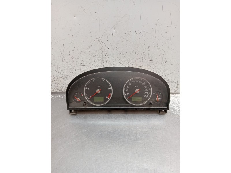 Recambio de cuadro instrumentos para ford mondeo iii sedán (b4y) 2.0 tdci referencia OEM IAM 1S7F10841  