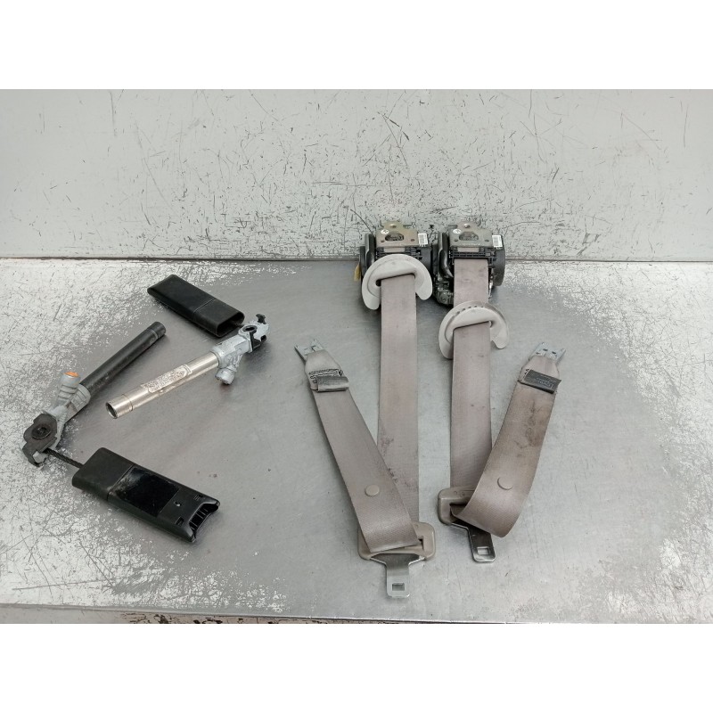 Recambio de juego cinturones delantero para renault laguna iii (bt0/1) 2.0 16v (bt05, bt0f, bt0w) referencia OEM IAM   