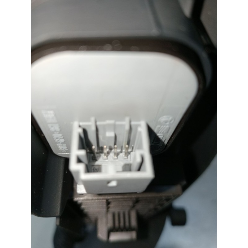 Recambio de mando elevalunas delantero izquierdo para audi a4 b7 (8ec) 3.0 tdi quattro referencia OEM IAM 8E1867171B  