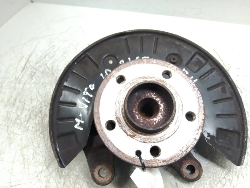 Recambio de mangueta delantera derecha para mercedes vito kombi (639) 113 cdi crew lang (639.603) referencia OEM IAM   