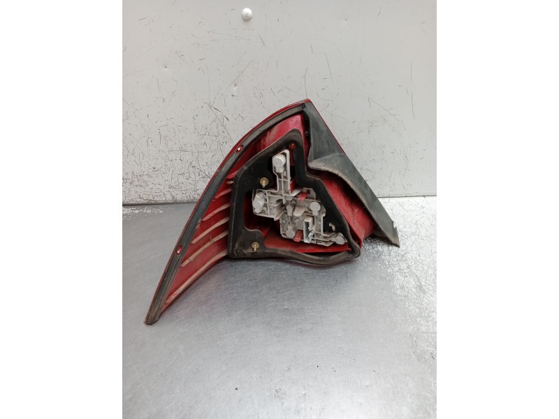 Recambio de piloto trasero derecho para ford mondeo iii sedán (b4y) 2.0 tdci referencia OEM IAM   