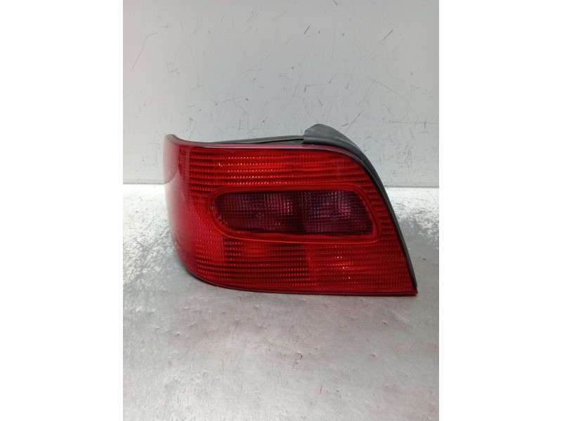 Recambio de piloto trasero izquierdo para citroën xsara (n1) 1.6 16v referencia OEM IAM   