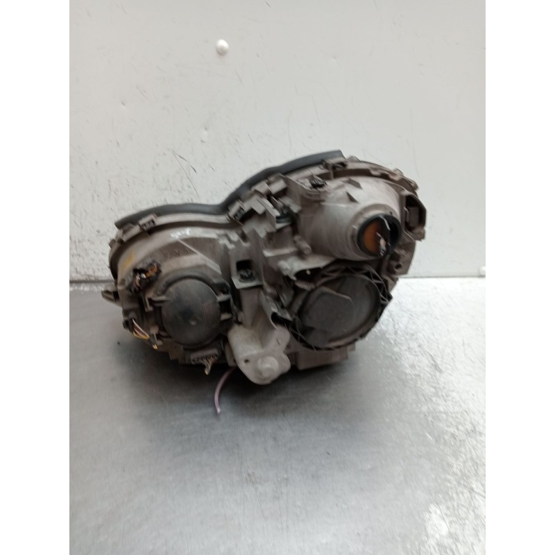 Recambio de faro derecho para mercedes-benz clase c (w203) c 270 cdi (203.016) referencia OEM IAM 0301166272 A2038201261 