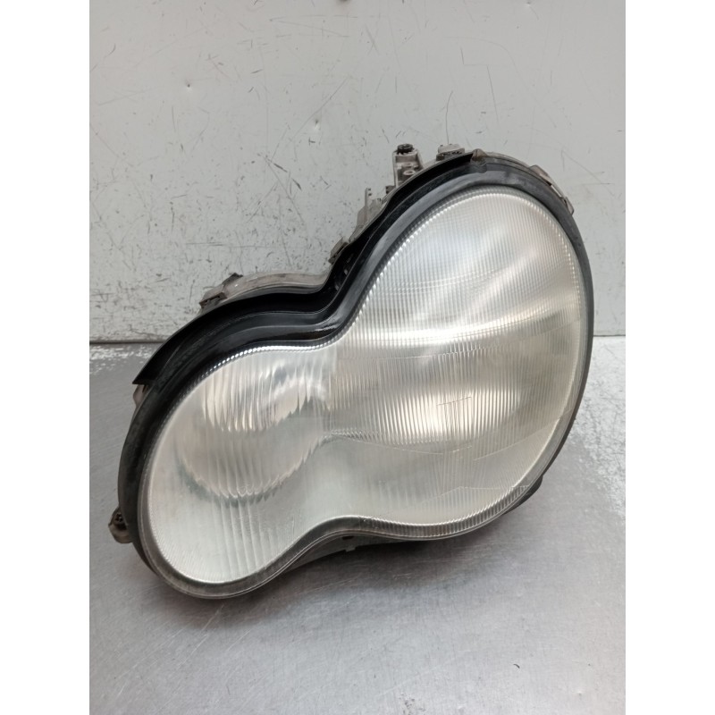 Recambio de faro izquierdo para mercedes-benz clase c (w203) c 270 cdi (203.016) referencia OEM IAM 0301166271 A2038201161 