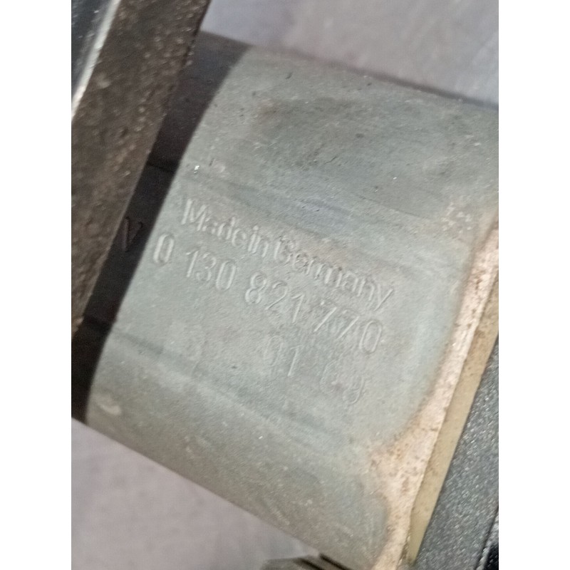 Recambio de elevalunas delantero izquierdo para ford mondeo iii sedán (b4y) 2.0 tdci referencia OEM IAM  0130821770 