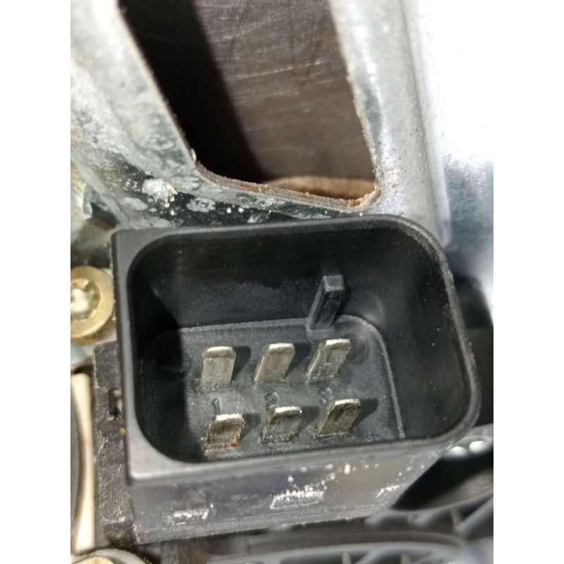 Recambio de elevalunas delantero derecho para mercedes-benz clase c (w203) c 270 cdi (203.016) referencia OEM IAM A2037201846  