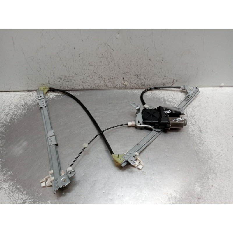 Recambio de elevalunas delantero derecho para citroën xsara (n1) 1.6 16v referencia OEM IAM 9636975880  