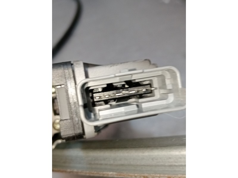 Recambio de elevalunas delantero derecho para citroën xsara (n1) 1.6 16v referencia OEM IAM 9636975880  