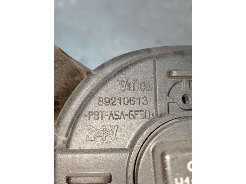 Recambio de faro antiniebla izquierdo para audi a4 b7 (8ec) 3.0 tdi quattro referencia OEM IAM 89210613  