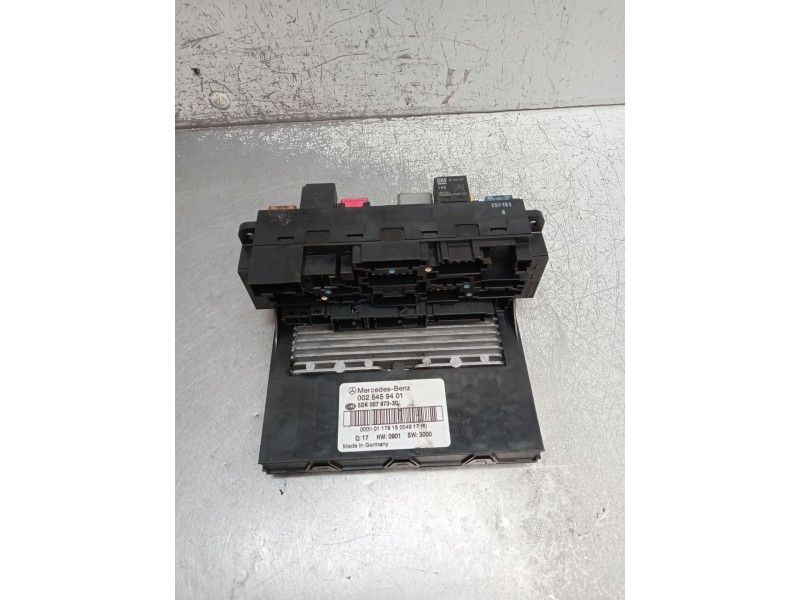 Recambio de caja reles / fusibles para mercedes-benz clase c (w203) c 270 cdi (203.016) referencia OEM IAM 0025459401 5DK0079733