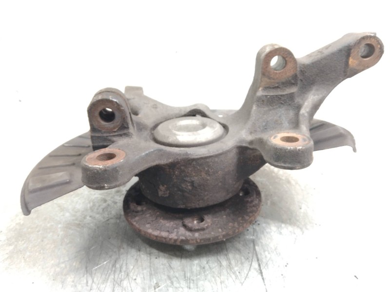 Recambio de mangueta delantera derecha para mercedes vito kombi (639) 113 cdi crew lang (639.603) referencia OEM IAM   