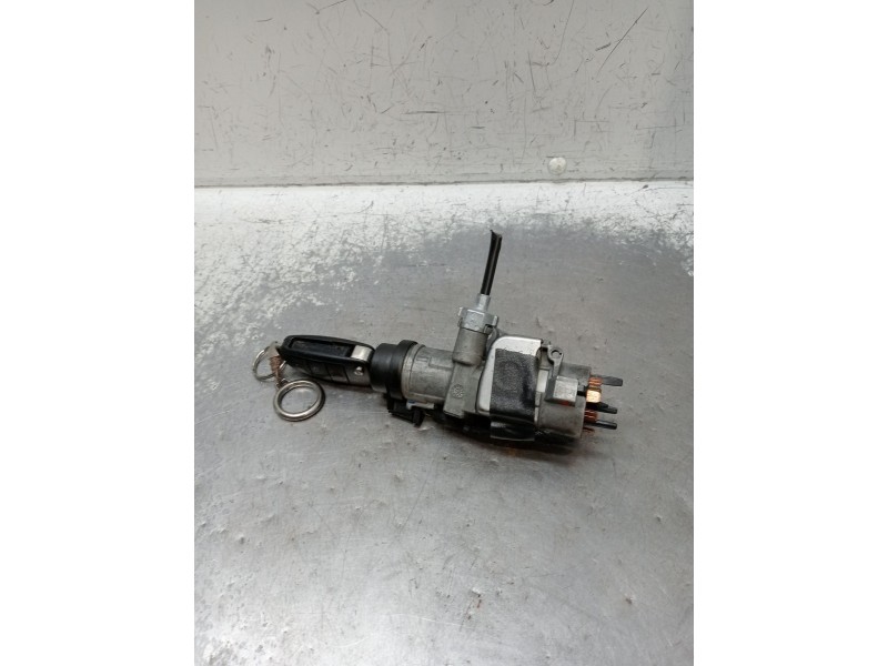 Recambio de conmutador de arranque para audi a4 b7 (8ec) 3.0 tdi quattro referencia OEM IAM 4B0905851M  