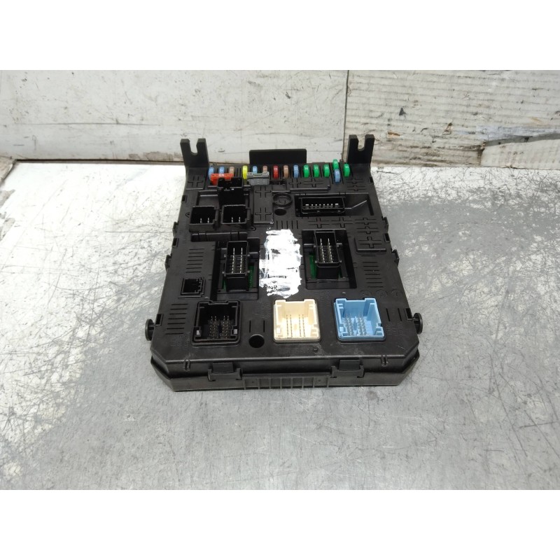 Recambio de caja reles / fusibles para peugeot 308 1.6 hdi fap cat (9hz / dv6ted4) referencia OEM IAM 966405918002 BSI04EVK0500 