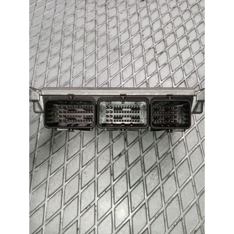 Recambio de centralita motor uce para peugeot 407 st confort pack referencia OEM IAM 0261208266 9658402880 9648554780