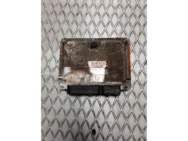 Recambio de centralita motor uce para seat ibiza (6k1) stella referencia OEM IAM 038906018EC  