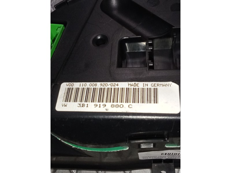 Recambio de cuadro instrumentos para volkswagen passat berlina (3b2) comfortline referencia OEM IAM 110008920024 3B1919880C 3B19
