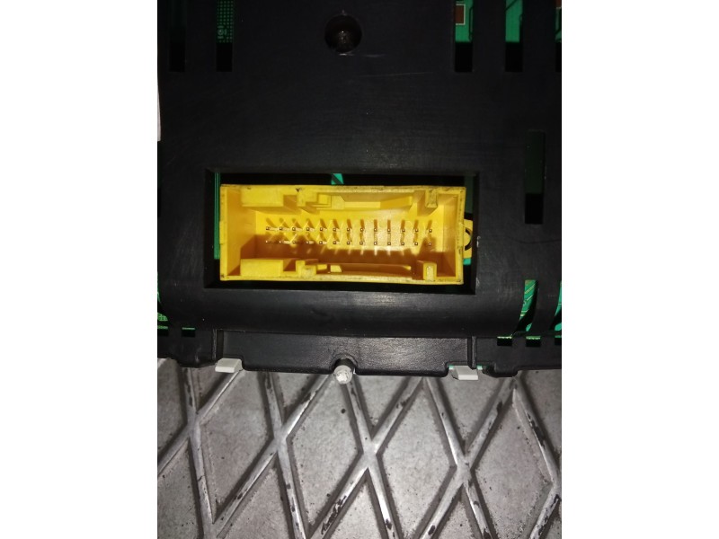 Recambio de cuadro instrumentos para citroën c5 berlina exclusive referencia OEM IAM 9654562680 50102127009102 X46 NIV2 DAG