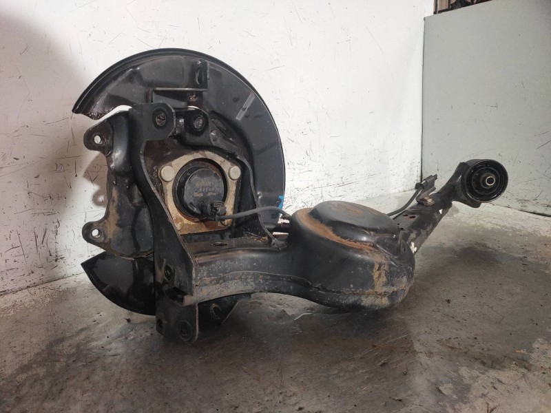 Recambio de mangueta trasera izquierda para toyota rav 4 (a2) 1.8 luna referencia OEM IAM   