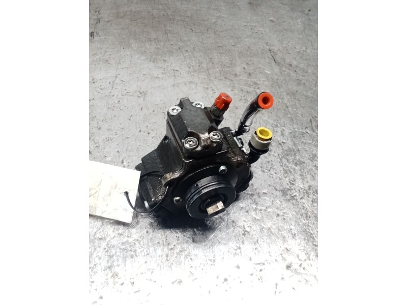 Recambio de bomba inyeccion para fiat punto (199) easy referencia OEM IAM 0445010080 46779630 BOSCH