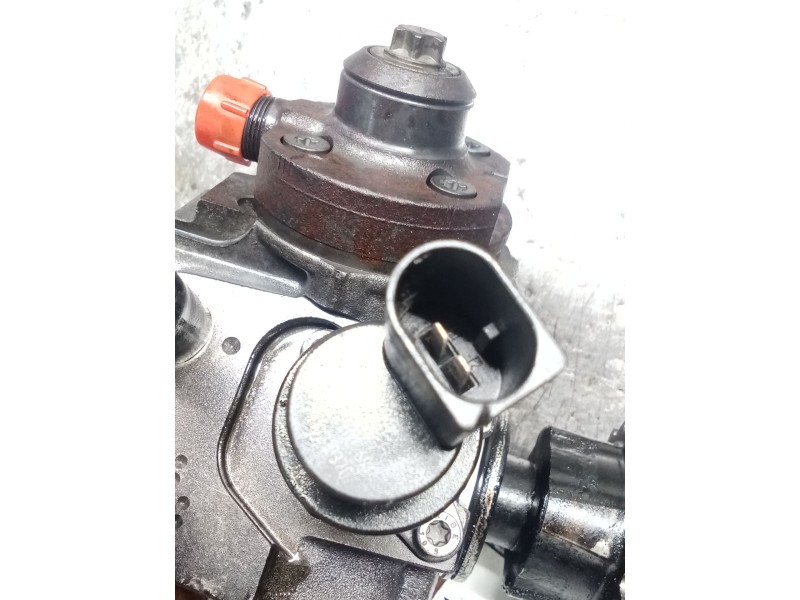 Recambio de bomba inyeccion para bmw 3 touring (e91) 320 d referencia OEM IAM 0445010506 779787402 BOSCH