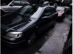 opel astra g berlina del año 1999