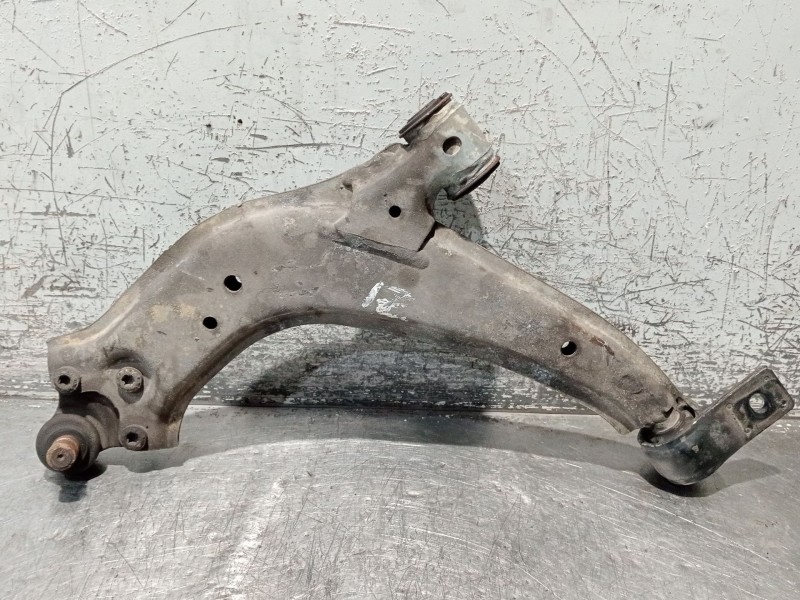 Recambio de brazo suspension inferior delantero izquierdo para citroën xsara (n1) 1.6 16v referencia OEM IAM   
