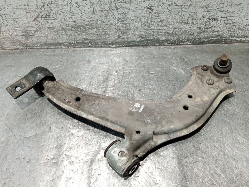 Recambio de brazo suspension inferior delantero izquierdo para citroën xsara (n1) 1.6 16v referencia OEM IAM   