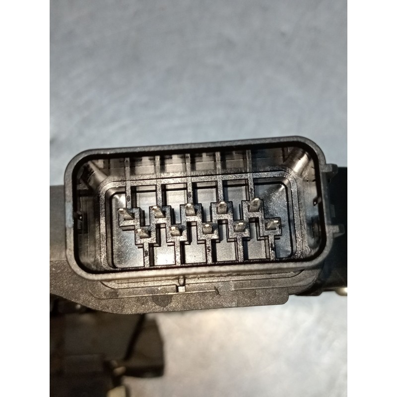 Recambio de motor cierre centralizado delantero derecho para ford focus ii descapotable 2.0 tdci referencia OEM IAM   