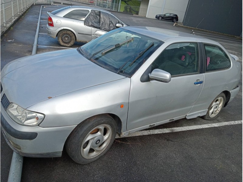 seat cordoba berlina (6k2) del año 2002