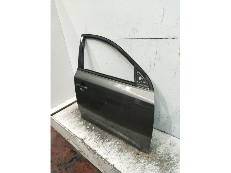 Recambio de puerta delantera derecha para kia cee´d hatchback (ed) 1.6 crdi 90 referencia OEM IAM  5P 