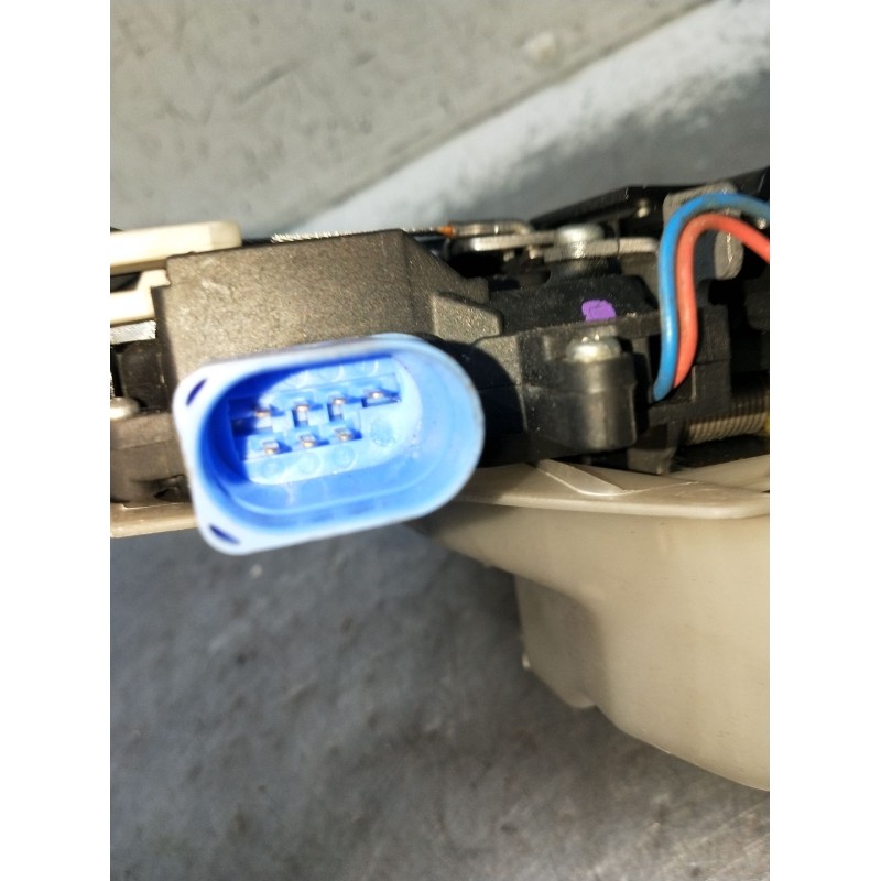 Recambio de motor cierre centralizado trasero derecho para volkswagen golf v (1k1) 1.9 tdi referencia OEM IAM  5P 