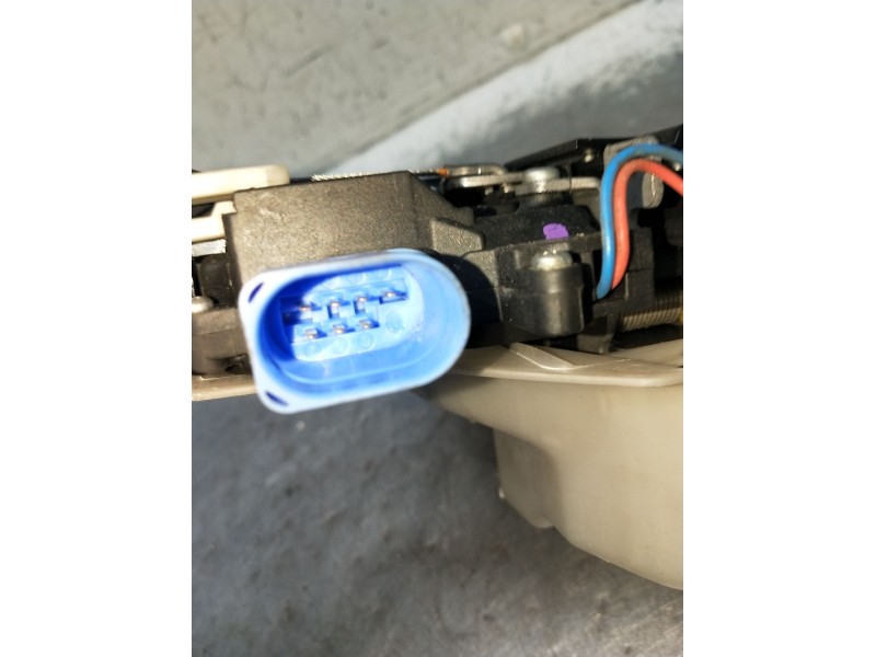 Recambio de motor cierre centralizado trasero derecho para volkswagen golf v (1k1) 1.9 tdi referencia OEM IAM  5P 