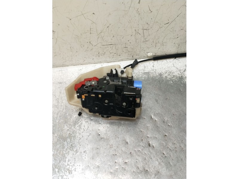 Recambio de motor cierre centralizado trasero izquierdo para volkswagen golf v (1k1) 1.9 tdi referencia OEM IAM  5P 