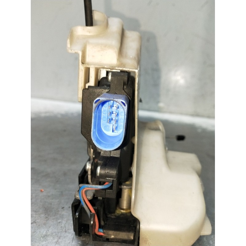 Recambio de motor cierre centralizado trasero izquierdo para volkswagen golf v (1k1) 1.9 tdi referencia OEM IAM  5P 