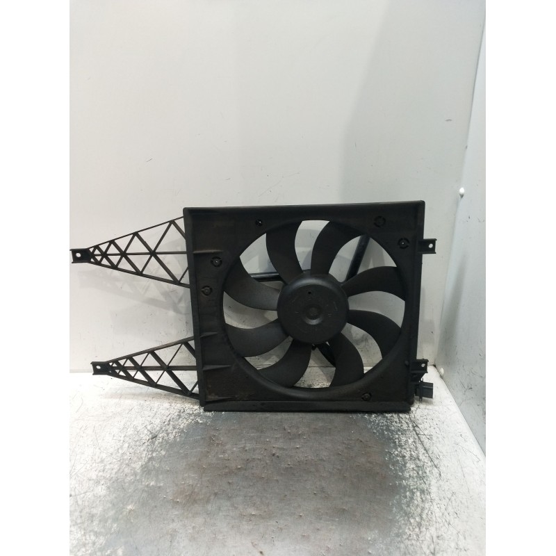 Recambio de electroventilador para volkswagen polo iv (9n_, 9a_) 1.4 tdi referencia OEM IAM 885002206  