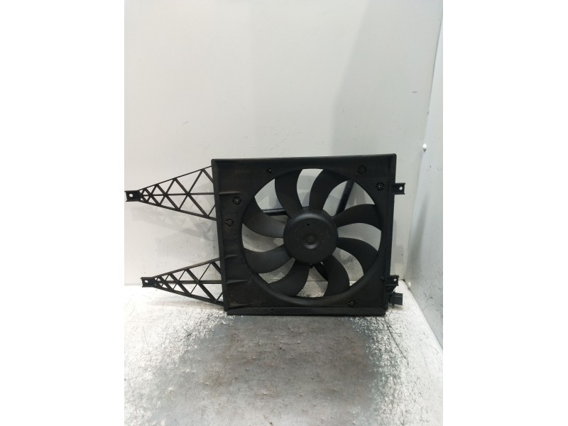 Recambio de electroventilador para volkswagen polo iv (9n_, 9a_) 1.4 tdi referencia OEM IAM 885002206  
