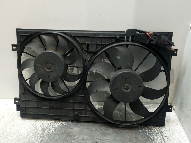 Recambio de electroventilador para volkswagen golf v (1k1) 1.9 tdi referencia OEM IAM 28909000001  