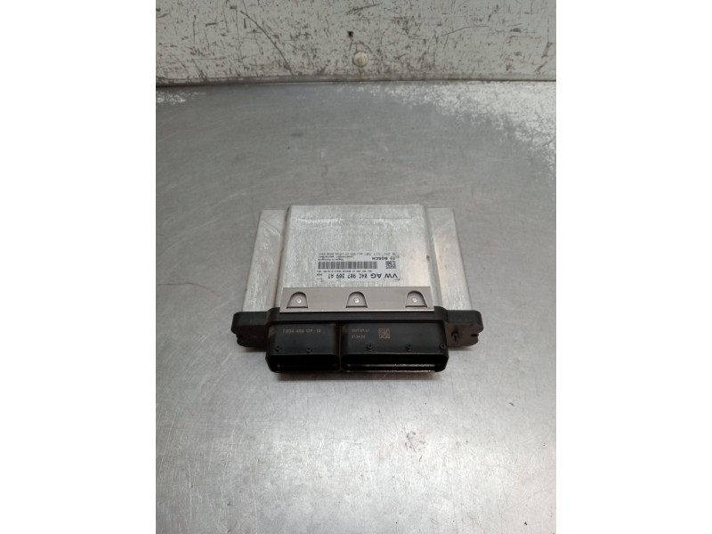 Recambio de centralita motor uce para volkswagen polo referencia OEM IAM 0261S17501 04C907309AT 