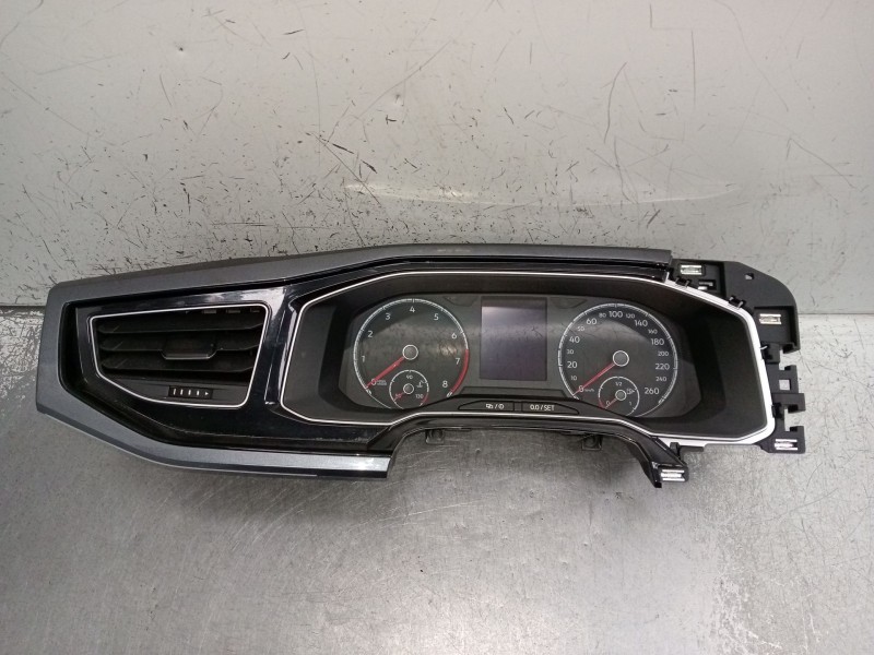 Recambio de cuadro instrumentos para volkswagen polo referencia OEM IAM A2C11336300  