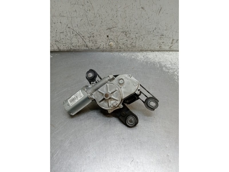 Recambio de motor limpia trasero para volkswagen polo referencia OEM IAM 5G0955711C  