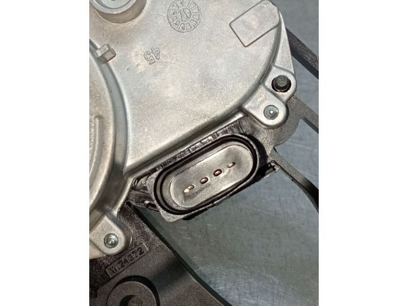 Recambio de motor limpia trasero para volkswagen polo referencia OEM IAM 5G0955711C  