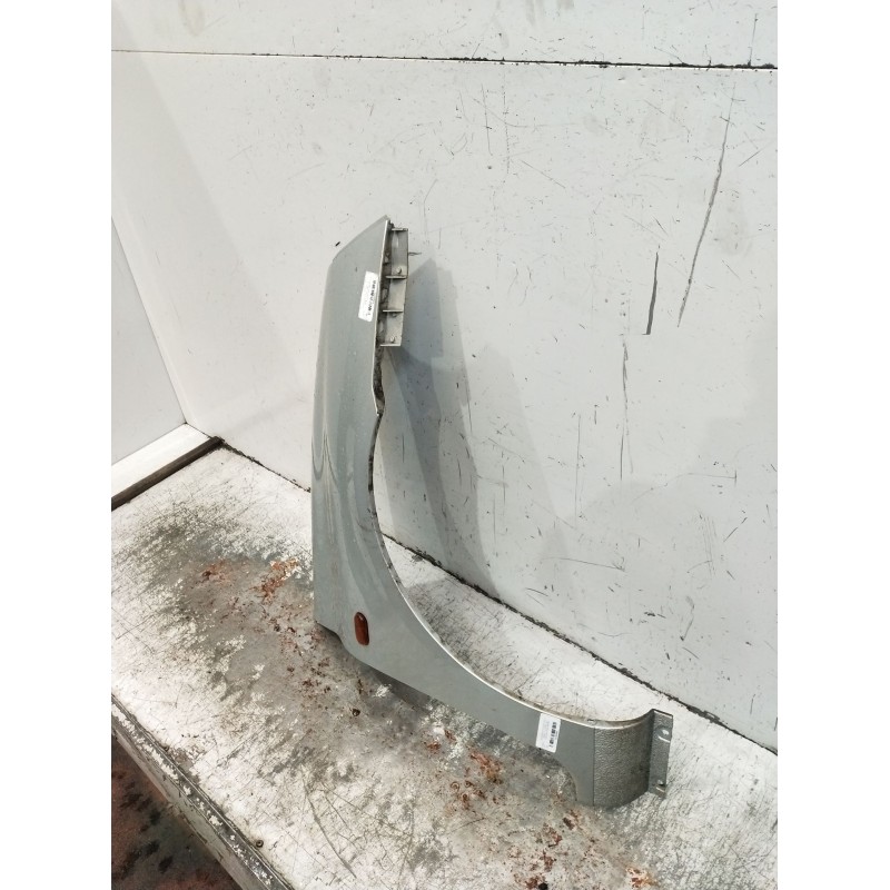 Recambio de aleta delantera derecha para renault clio ii (bb_, cb_) 1.2 16v (bb05, bb0w, bb11, bb27, bb2t, bb2u, bb2v, cb05,... 