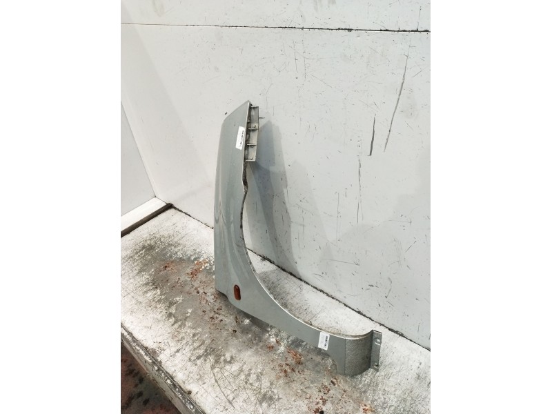 Recambio de aleta delantera derecha para renault clio ii (bb_, cb_) 1.2 16v (bb05, bb0w, bb11, bb27, bb2t, bb2u, bb2v, cb05,... 